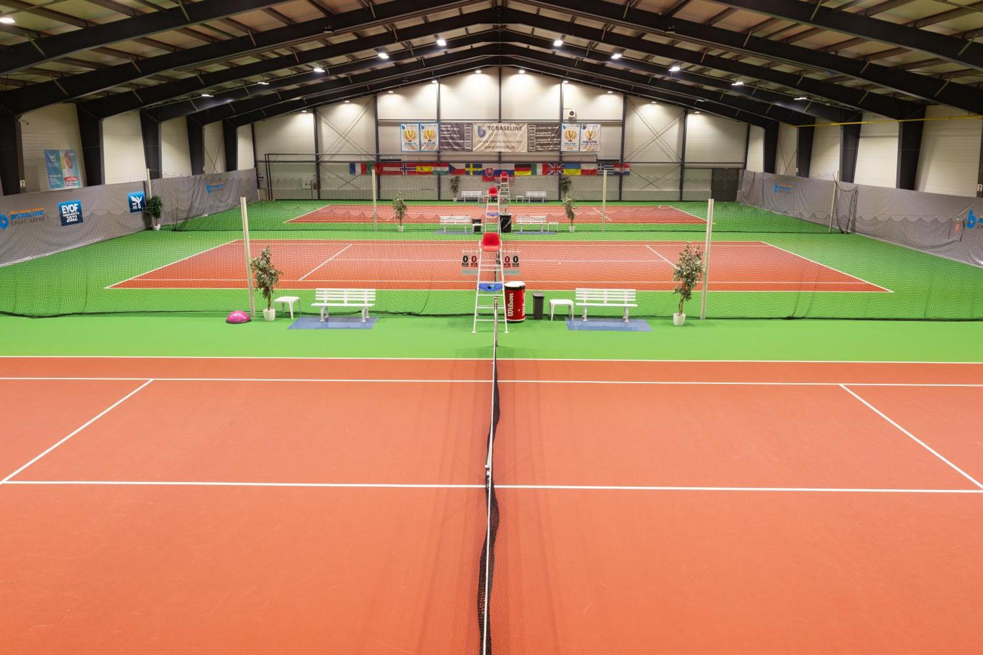 Baseline Sportovy Areal & Penzion Banská Bystrica Exterior foto